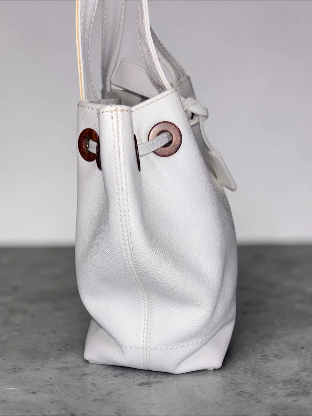 CHANEL Vintage White Caviar Leather CC Drawstring Tote Shoulder Bag 9.5”